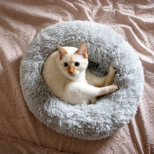 Load image into Gallery viewer, Kitty Kasa Plush Donut Cat Bed