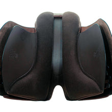 Load image into Gallery viewer, Wool Flocked Louisville™ & Beaufort™ Cut Back Show Saddles