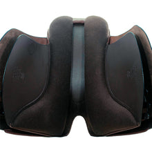Load image into Gallery viewer, Wool Flocked Louisville™ &amp; Beaufort™ Cut Back Show Saddles

